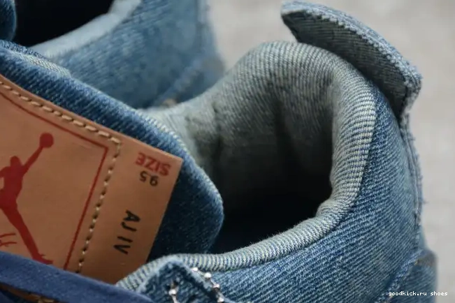 Nike Denim x 4 Levi's Jordan AO2571-401 Air 0421
